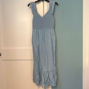 Old navy mid length denim dress with pockets, size small